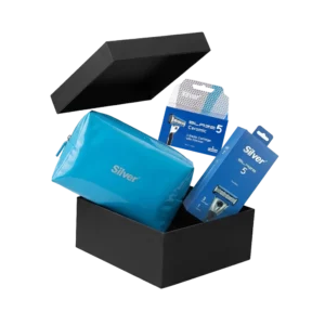 پک هدیه روز مرد سیلور شامل تیغ اصلاح Blaze 5 و کیف اصلاح